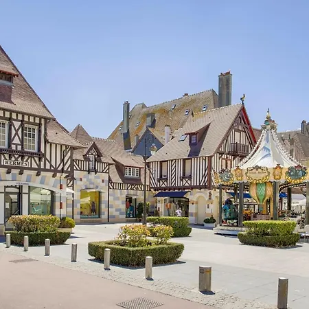 La Normande - One Bedroom Apartmán *